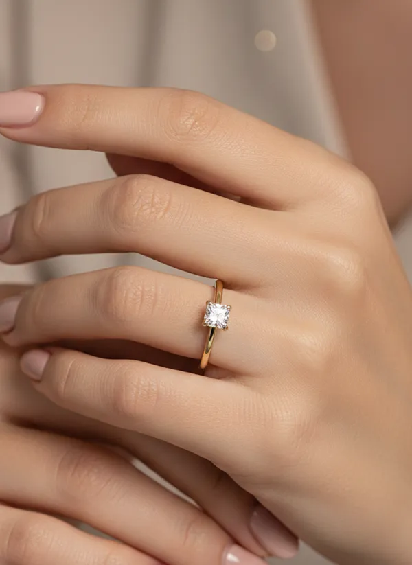 Gold_With_Diamond_Princess_Cut_Solitaire_Ring_For_Women